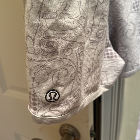Lululemon romper RARE - Picture 5 of 5